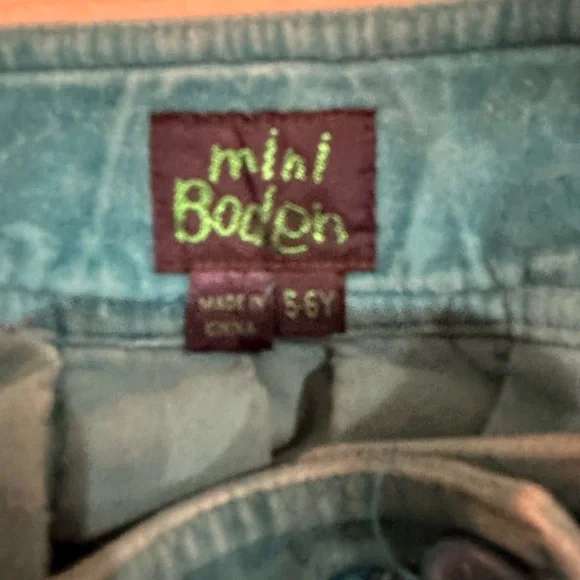 Mini Boden skirt, size 5-6 - Picture 7 of 7